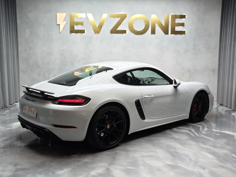 Porsche 718 Cayman foto 6