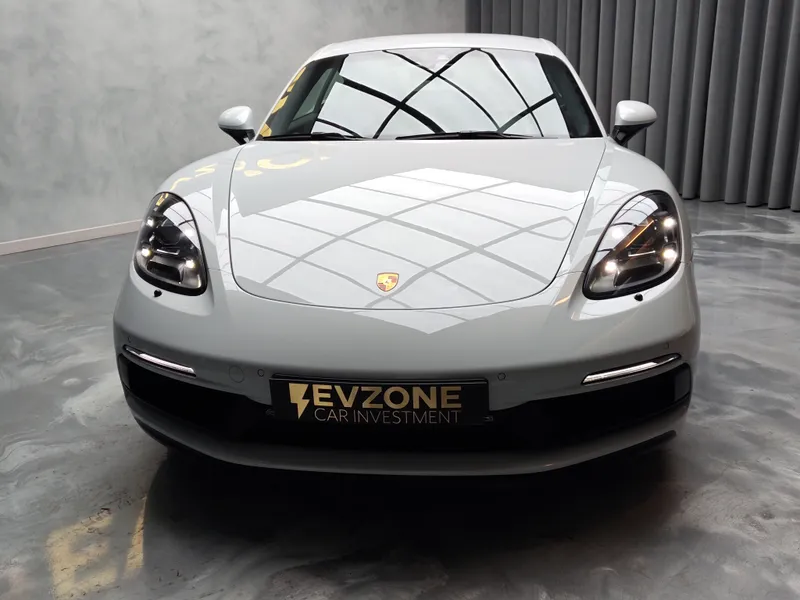 Porsche 718 Cayman foto 2