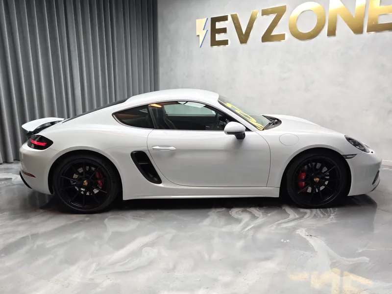 Porsche 718 Cayman foto 7