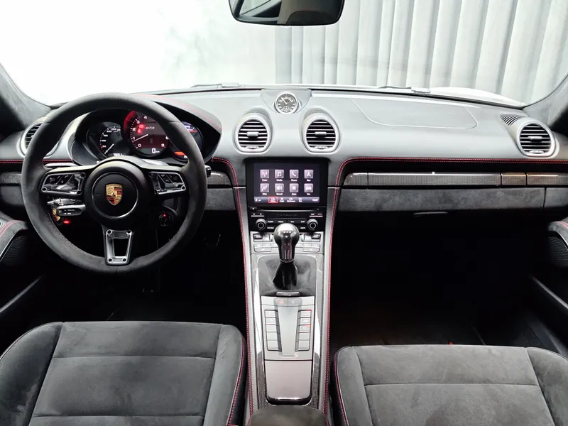 Porsche 718 Cayman foto 10