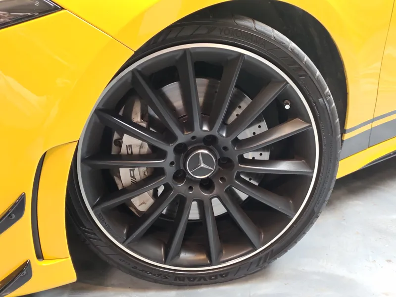 Mercedes Benz A 35 AMG foto 27