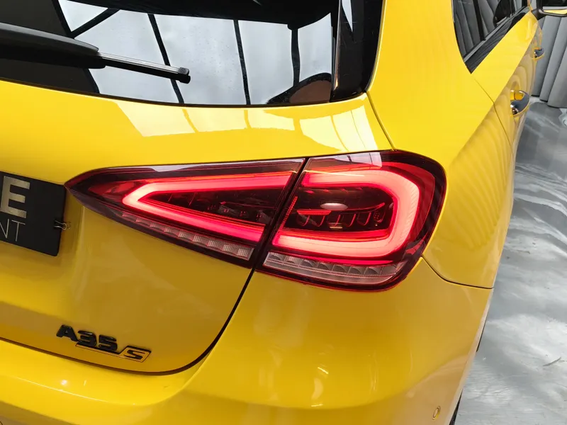 Mercedes Benz A 35 AMG foto 26