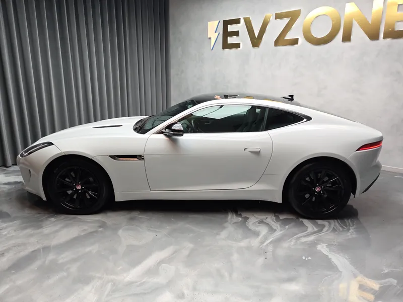 Jaguar F-Type foto 4