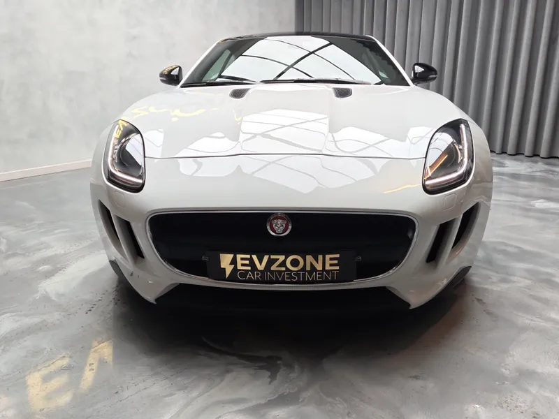 Jaguar F-Type foto 2