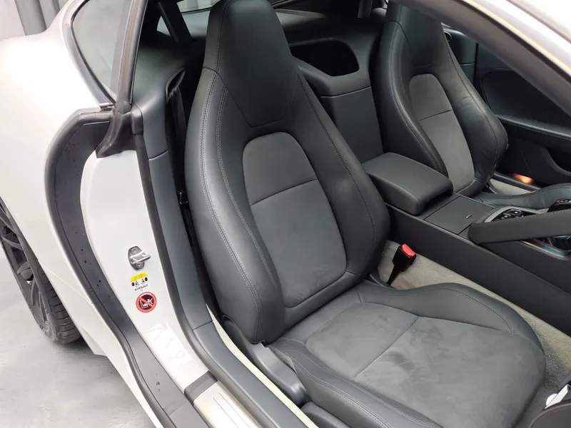 Jaguar F-Type foto 19