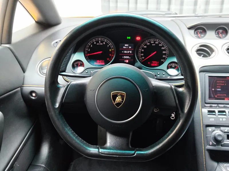 Lamborghini Gallardo foto 11