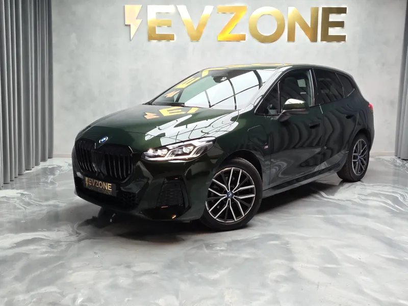 BMW 225xe Active Tourer foto 3