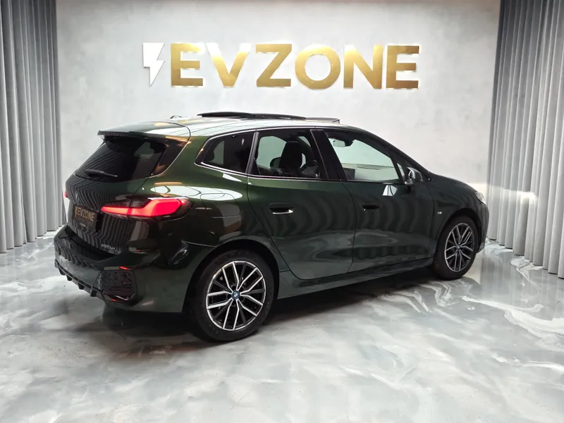 BMW 225xe Active Tourer foto 6