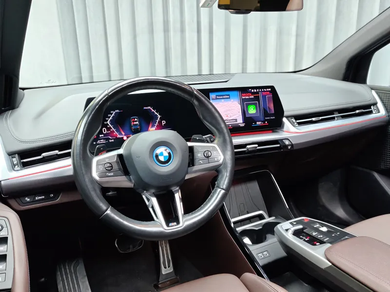 BMW 225xe Active Tourer foto 9
