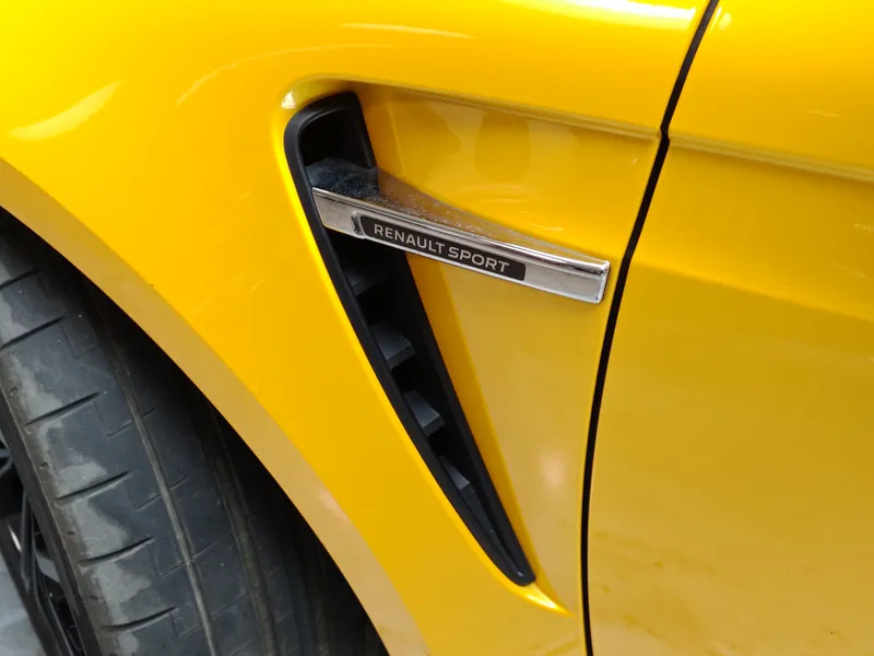 Renault Megane foto 28