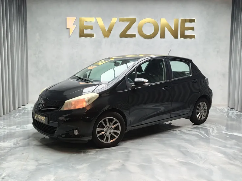 Toyota Yaris foto 3