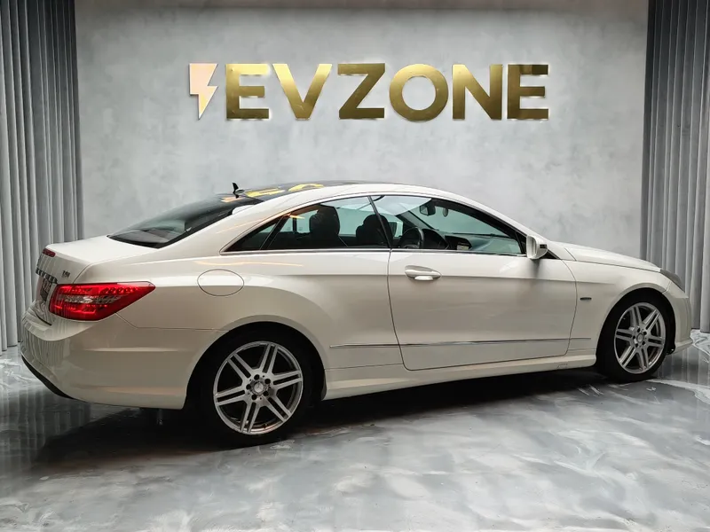 Mercedes Benz E 250 foto 6