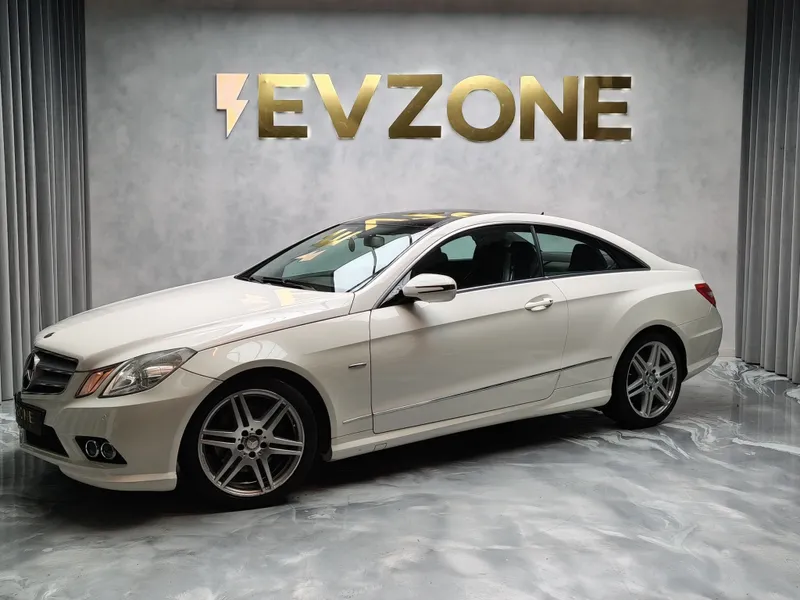 Mercedes Benz E 250 foto 3
