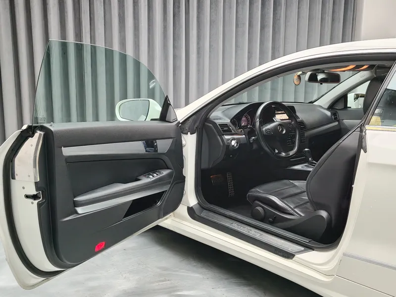 Mercedes Benz E 250 foto 8