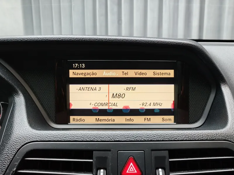 Mercedes Benz E 250 foto 13