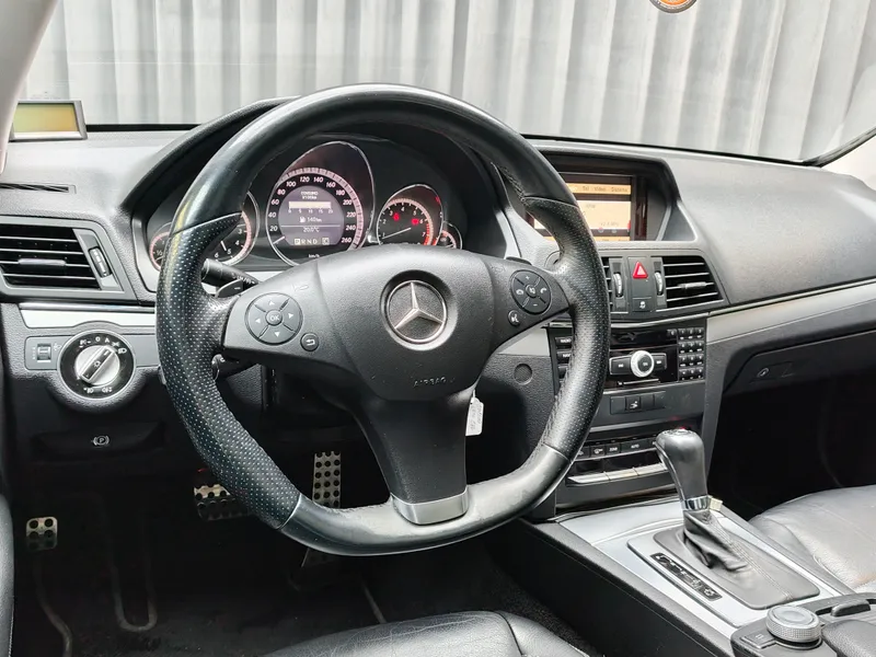 Mercedes Benz E 250 foto 9