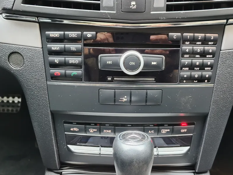 Mercedes Benz E 250 foto 15