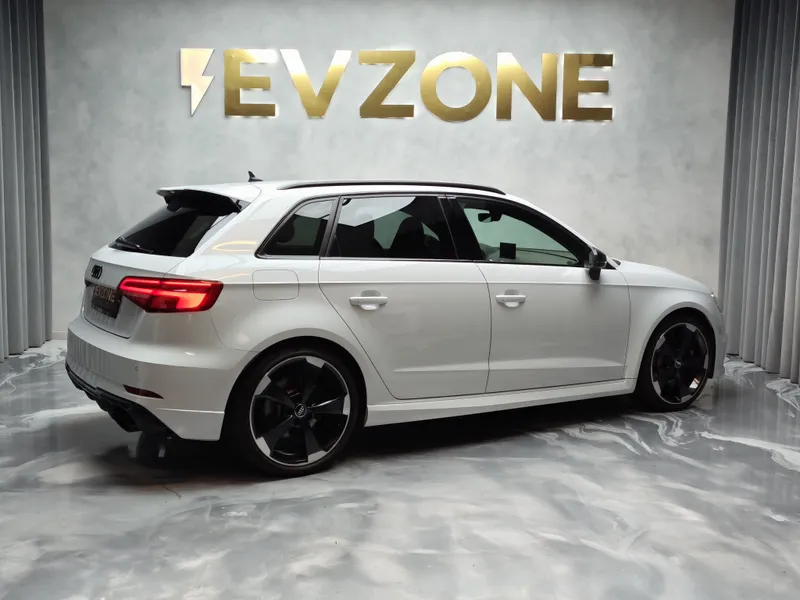 Audi RS3 Sportback foto 5