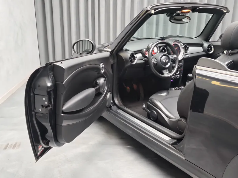MINI Cabrio foto 9