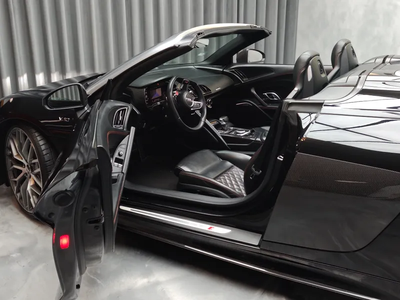 Audi R8 Spyder foto 9