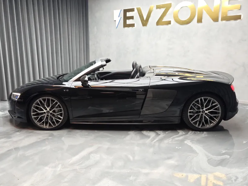 Audi R8 Spyder foto 4