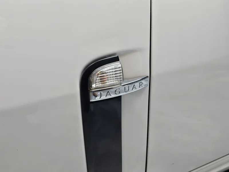 Jaguar XK foto 26