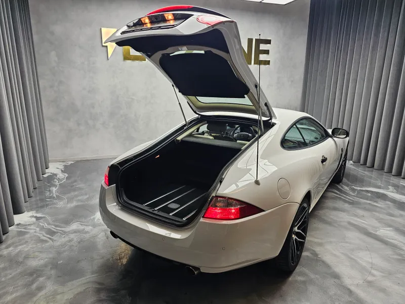 Jaguar XK foto 23