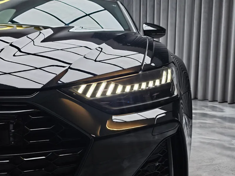 Audi RS6 Avant foto 31