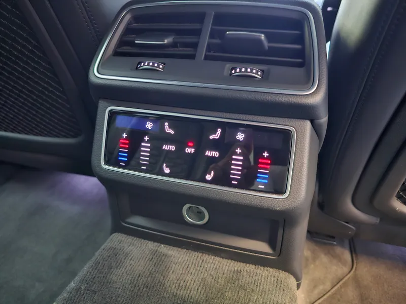 Audi RS6 Avant foto 21