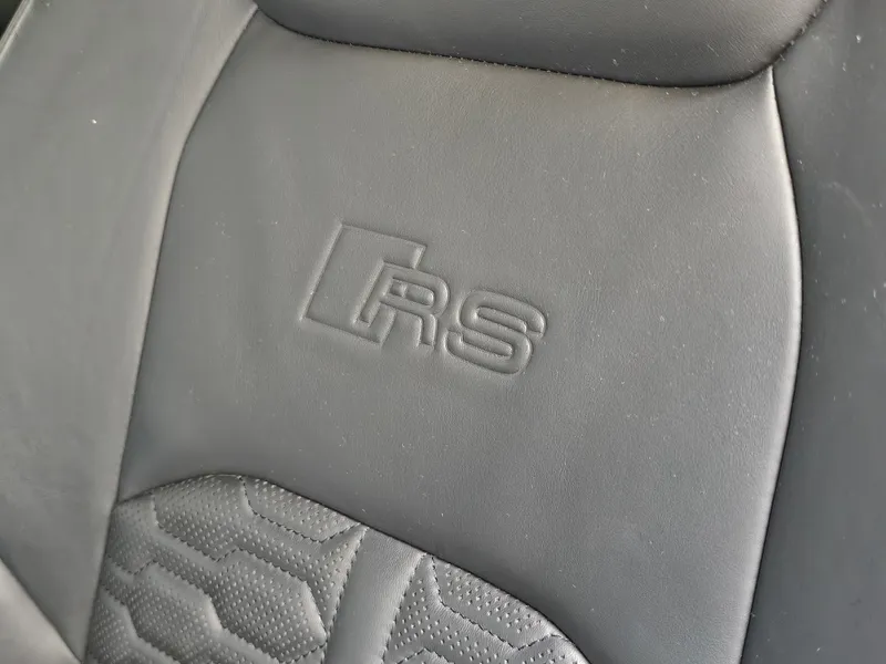 Audi RS6 Avant foto 26