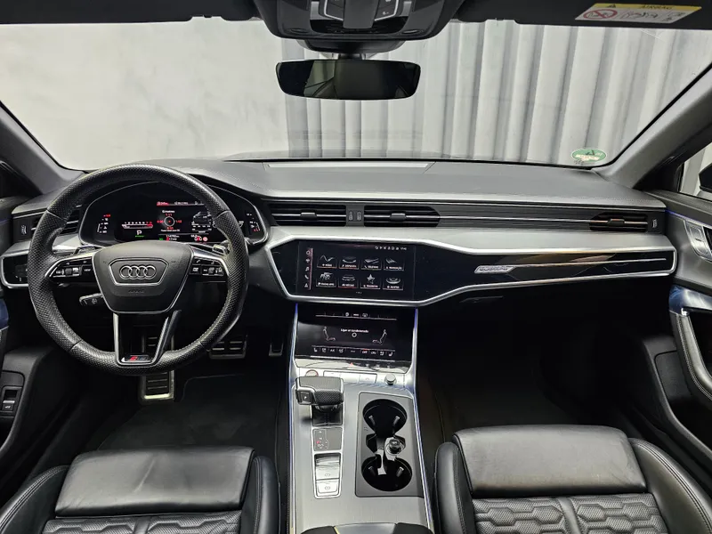 Audi RS6 Avant foto 11
