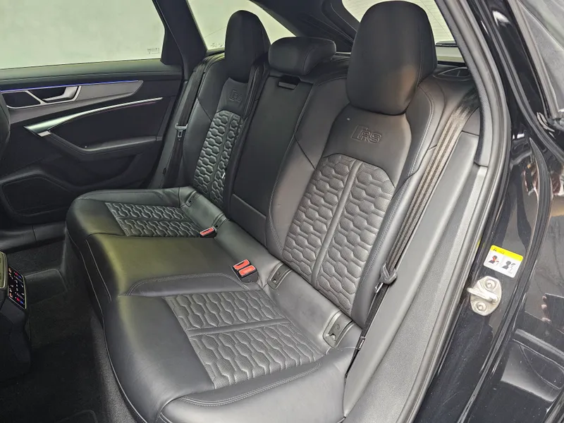 Audi RS6 Avant foto 22
