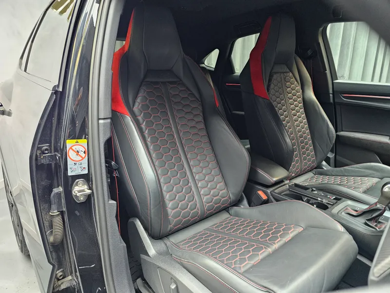 Audi RS Q3 Sportback foto 19