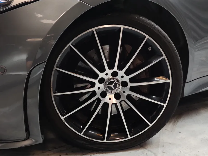 Mercedes Benz CLS 300 foto 27