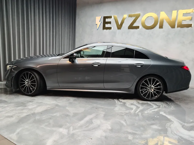 Mercedes Benz CLS 300 foto 4