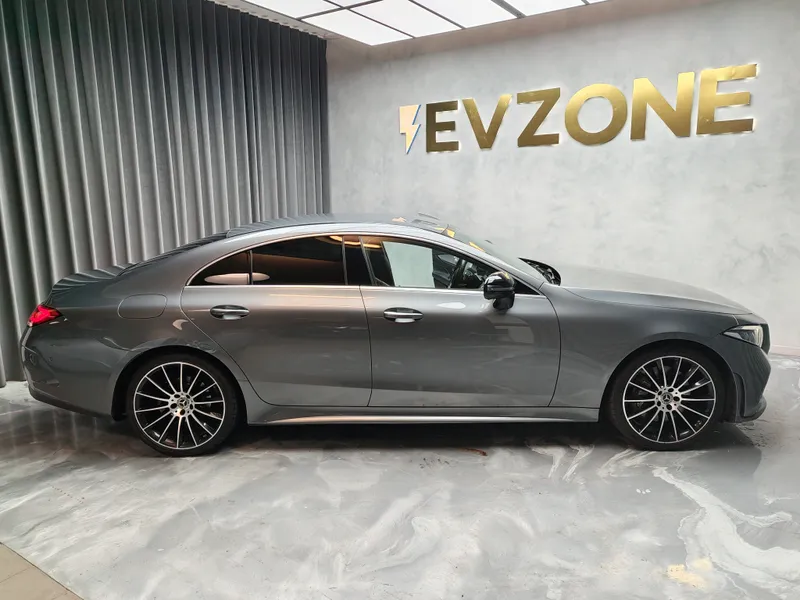 Mercedes Benz CLS 300 foto 7