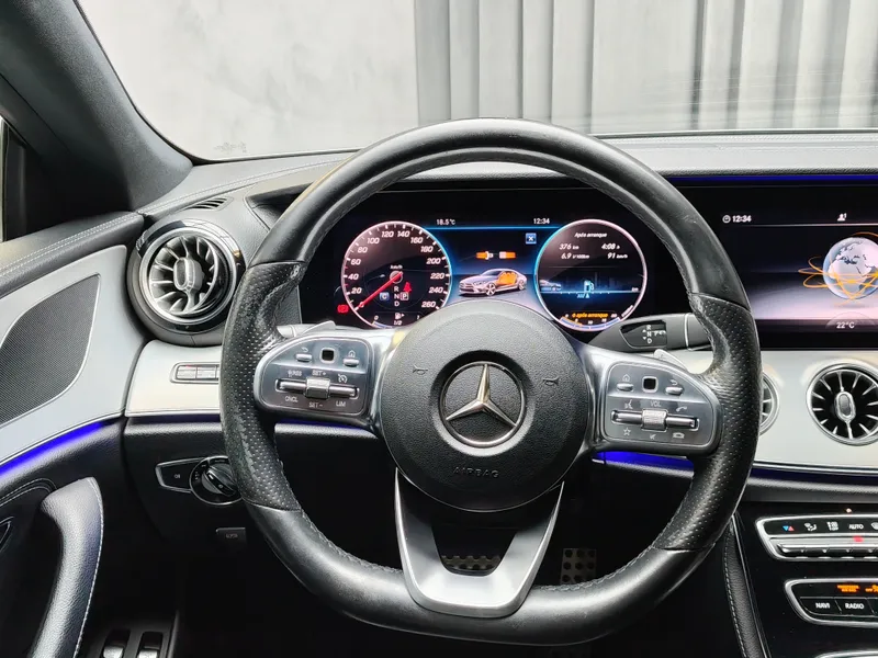 Mercedes Benz CLS 300 foto 12