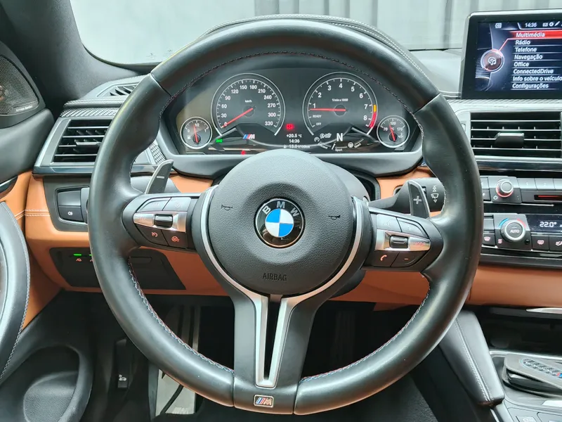 BMW M4 foto 12