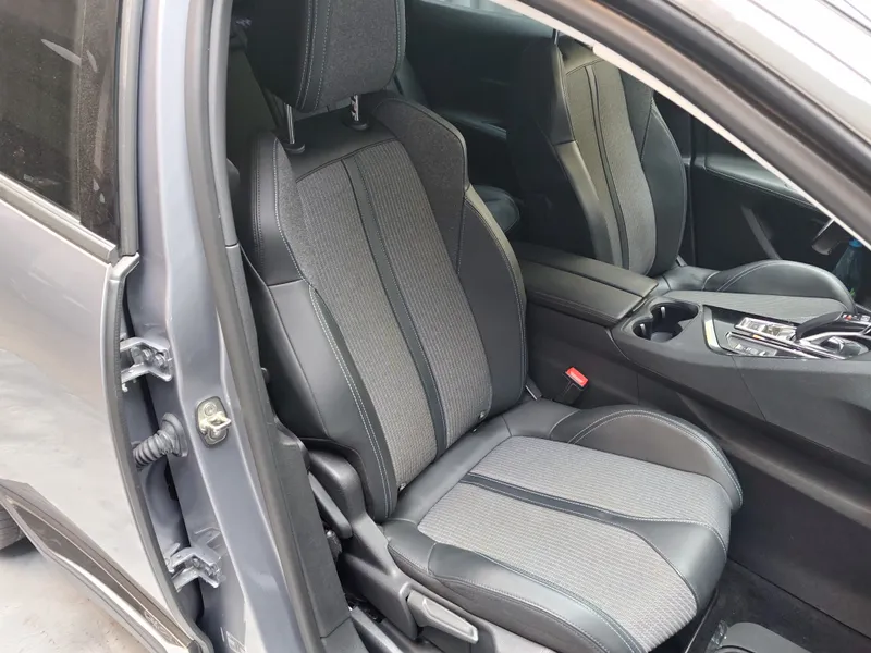Peugeot 3008 foto 17