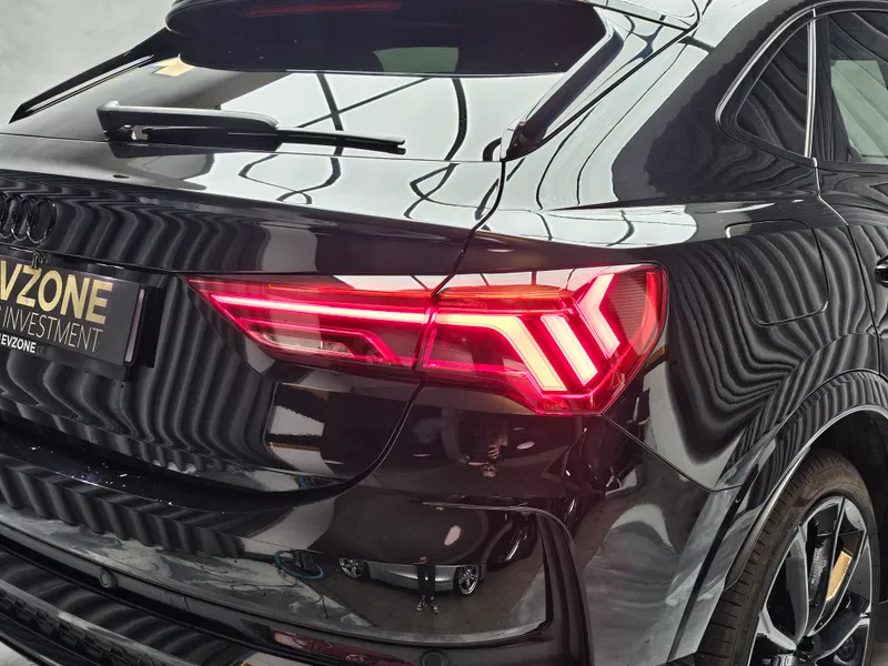 Audi RS Q3 Sportback foto 29