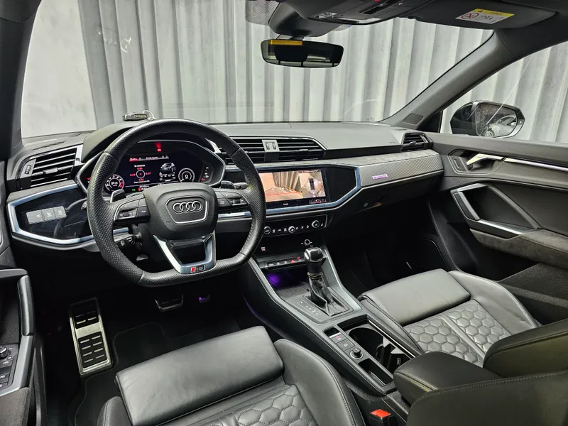 Audi RS Q3 Sportback foto 10