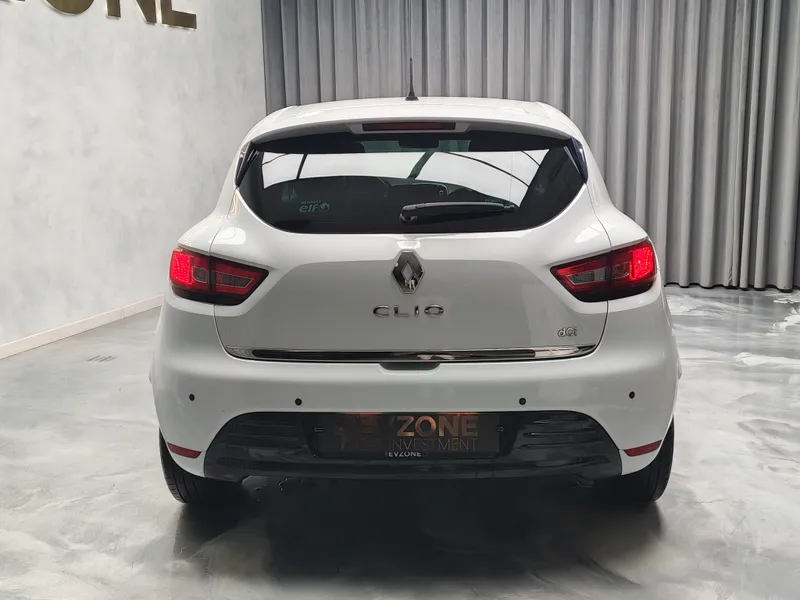 Renault Clio foto 4