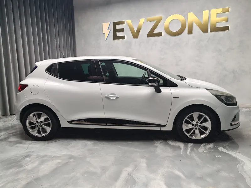 Renault Clio foto 6