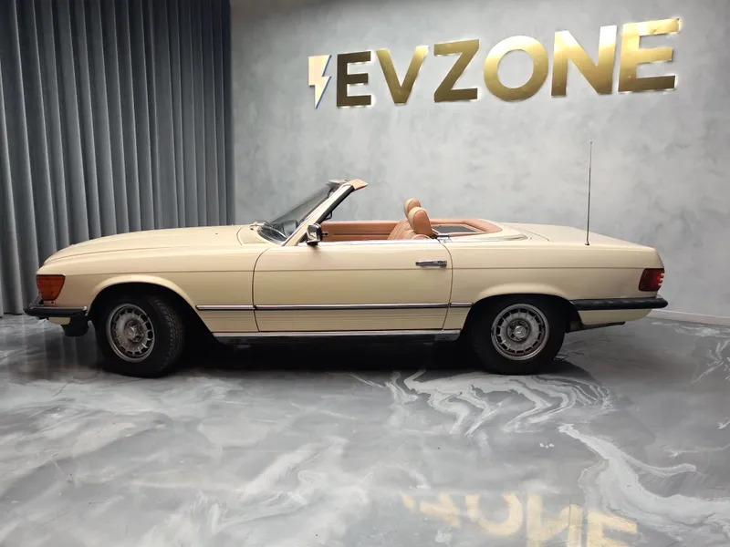 Mercedes Benz SL 280 foto 4