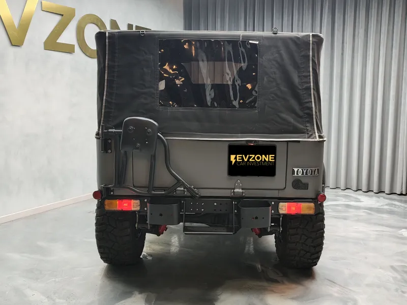Toyota Land Cruiser foto 6