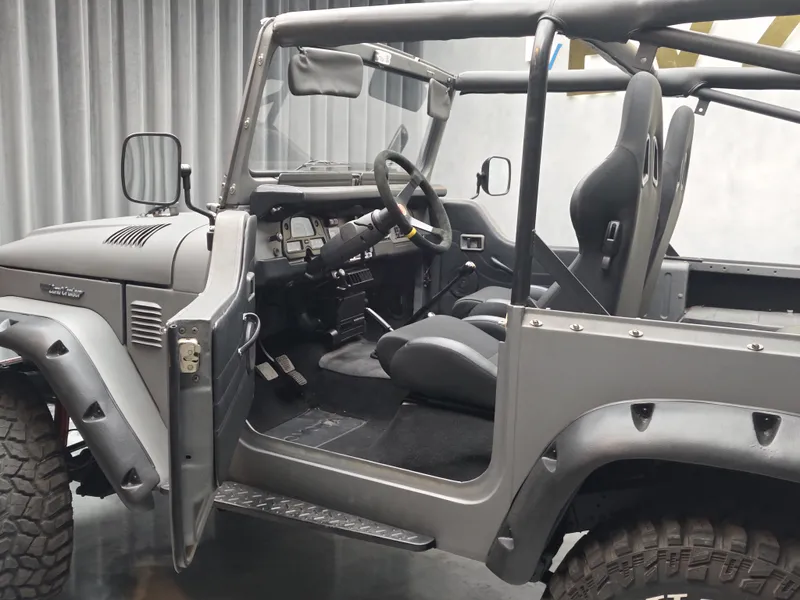 Toyota Land Cruiser foto 9