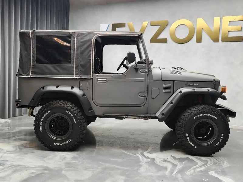 Toyota Land Cruiser foto 8