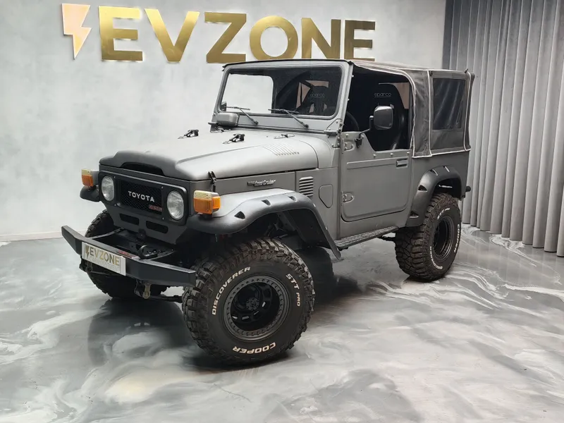 Toyota Land Cruiser foto 3