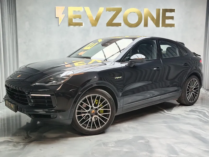 Porsche Cayenne Coupé foto 3