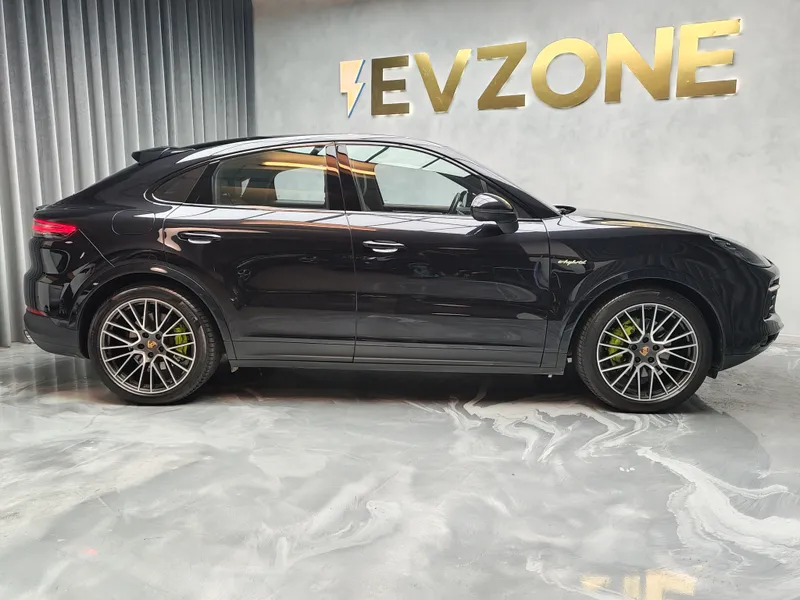 Porsche Cayenne Coupé foto 7